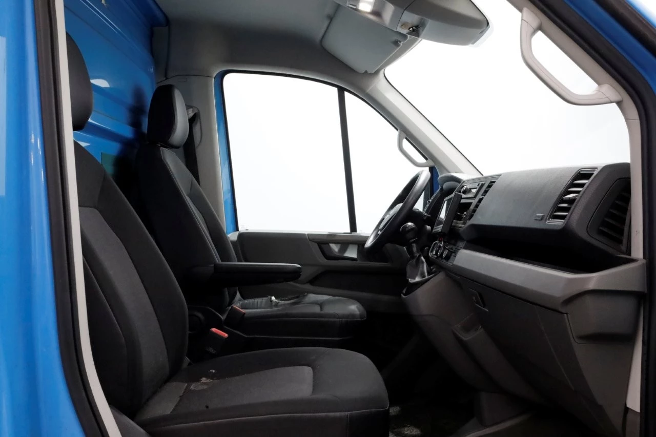 Volkswagen Crafter 2021 - 35 2.0 TDI E6 Bakwagen met achterdeuren 2-Persoons 03-2021 image 3