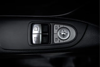 Mercedes-Benz Vito 2023 - 119 CDI | AMG Styling | ILS | Carplay | L+R Schuifdeur | Cruise | Camera afbeelding 26