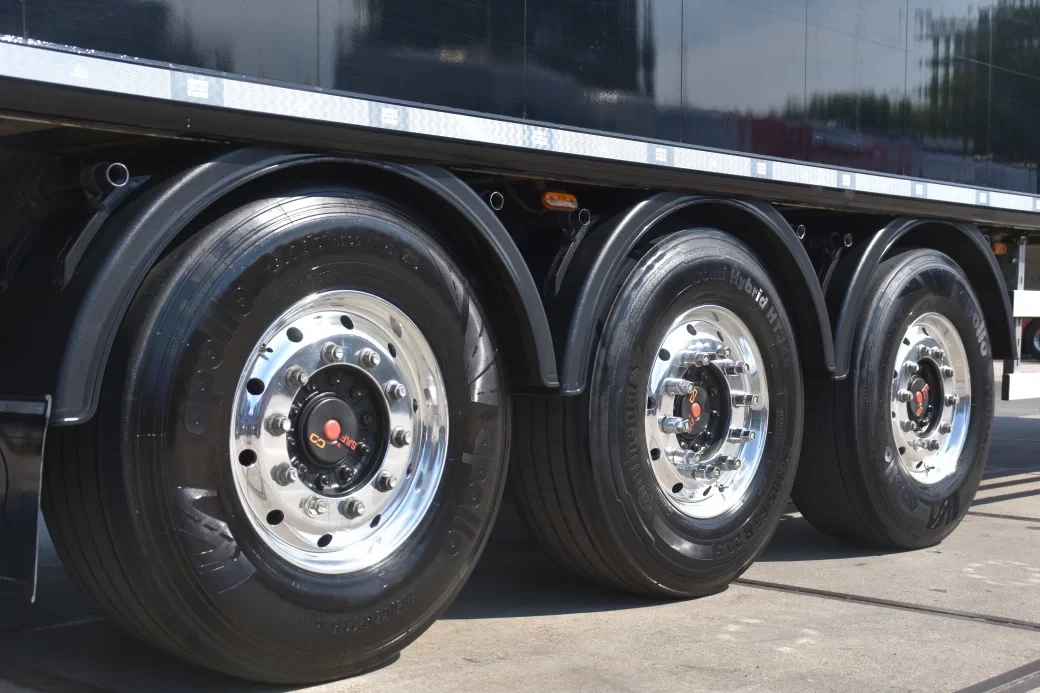Kraker 2024 - CF-Z - WALKING FLOOR - 10 MM - SAF AXLES - LIFT AXLE - DISC BRAKES - ALCOA'S - WABCO SMARTBOARD - REMOTE CONTROL - afbeelding 6