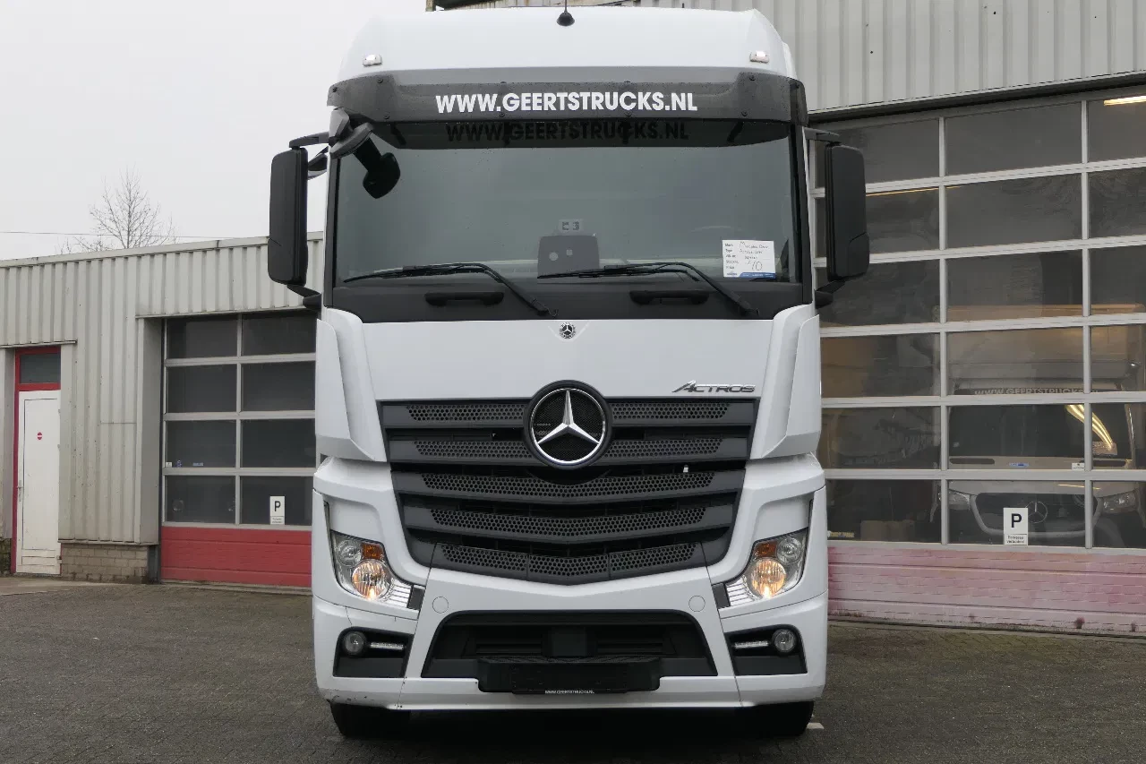 Mercedes-Benz Actros 2021 - 1945 | 2 Tanks | 391956Km | 2021 | Tires 85% | 2 Beds | Fridge | A/C | Automatic | Euro6 | 4X2 | Belgium Truck imagen 2