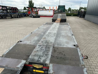 Broshuis N/A 2017 - 3ABSD Lowloader 3-axle / GVW: 59.000kg / Neck: 23.000kg / hydraulic steering + ramps + loading table / 4.60m extendable / winch / liftaxle image 71