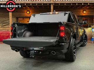 Dodge Ram 1500 2024 - Laramie Hurricane immagine 9
