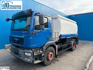 MAN TGM 2012 - 18 250 EURO 5, ADR, 13.850 L, 3 Comp te koop