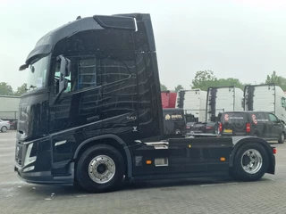 Volvo FH 2026 - 13.540 Aero Globetrotter XL 4x2 - New - Full spec - Retarder - I parkcool - Full air image 4