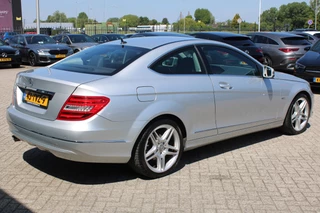 Mercedes-Benz C-Klasse 2011 - Coupé 180 AUT7 Ambition NAVI 18'' <<ZEER NETTE AUTO>> afbeelding 5