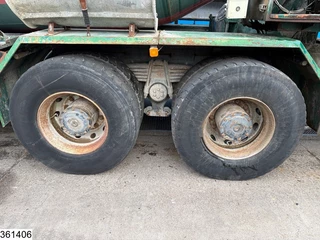 MAN TGA 2003 - 33 360 6x4, Steel suspension image 16