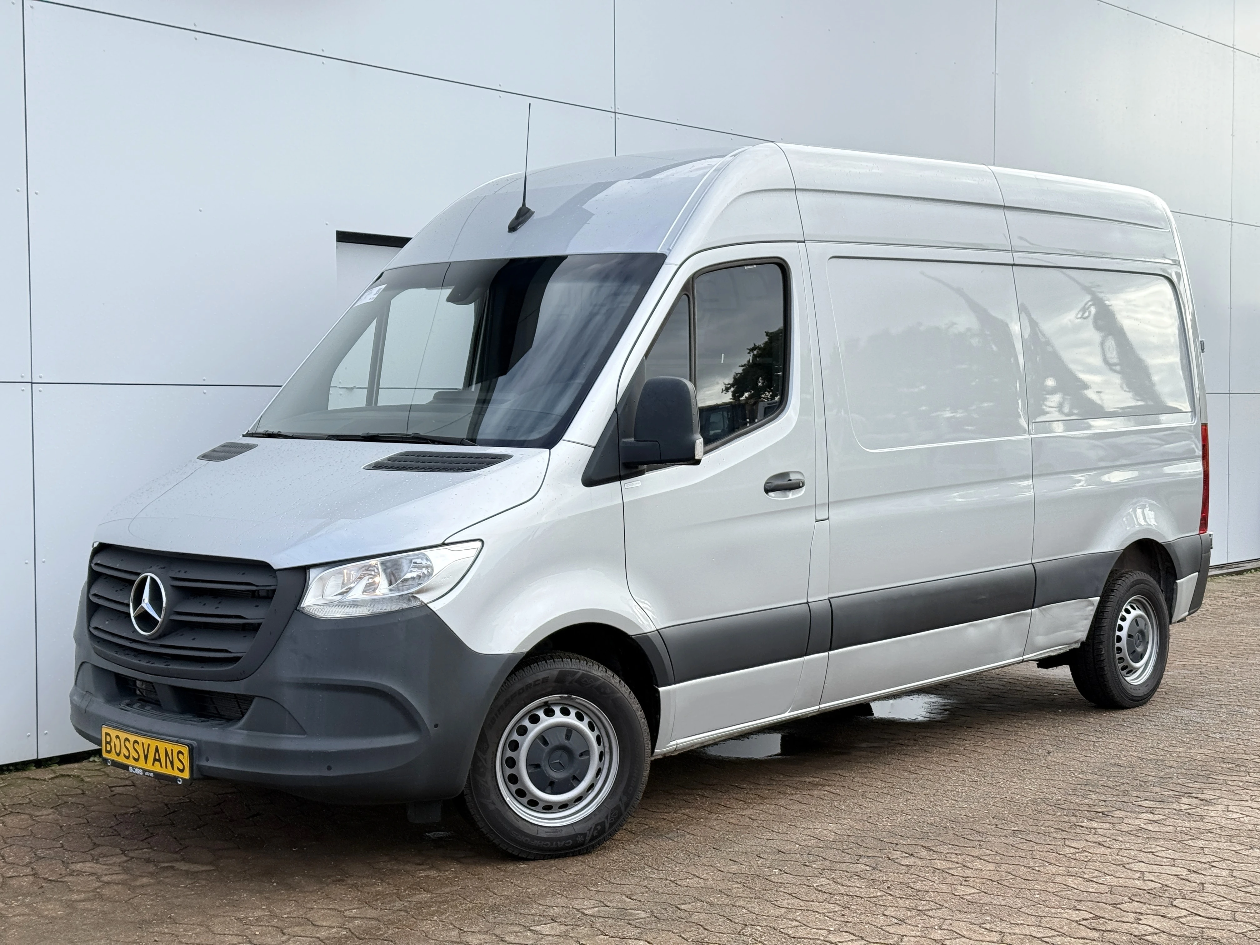 Mercedes-Benz Sprinter 2022 - 215 1.9 CDI Automaat L2H2 Climate Control Apple Carplay MBUX Camera Parkeersensoren v+a obrázek 1