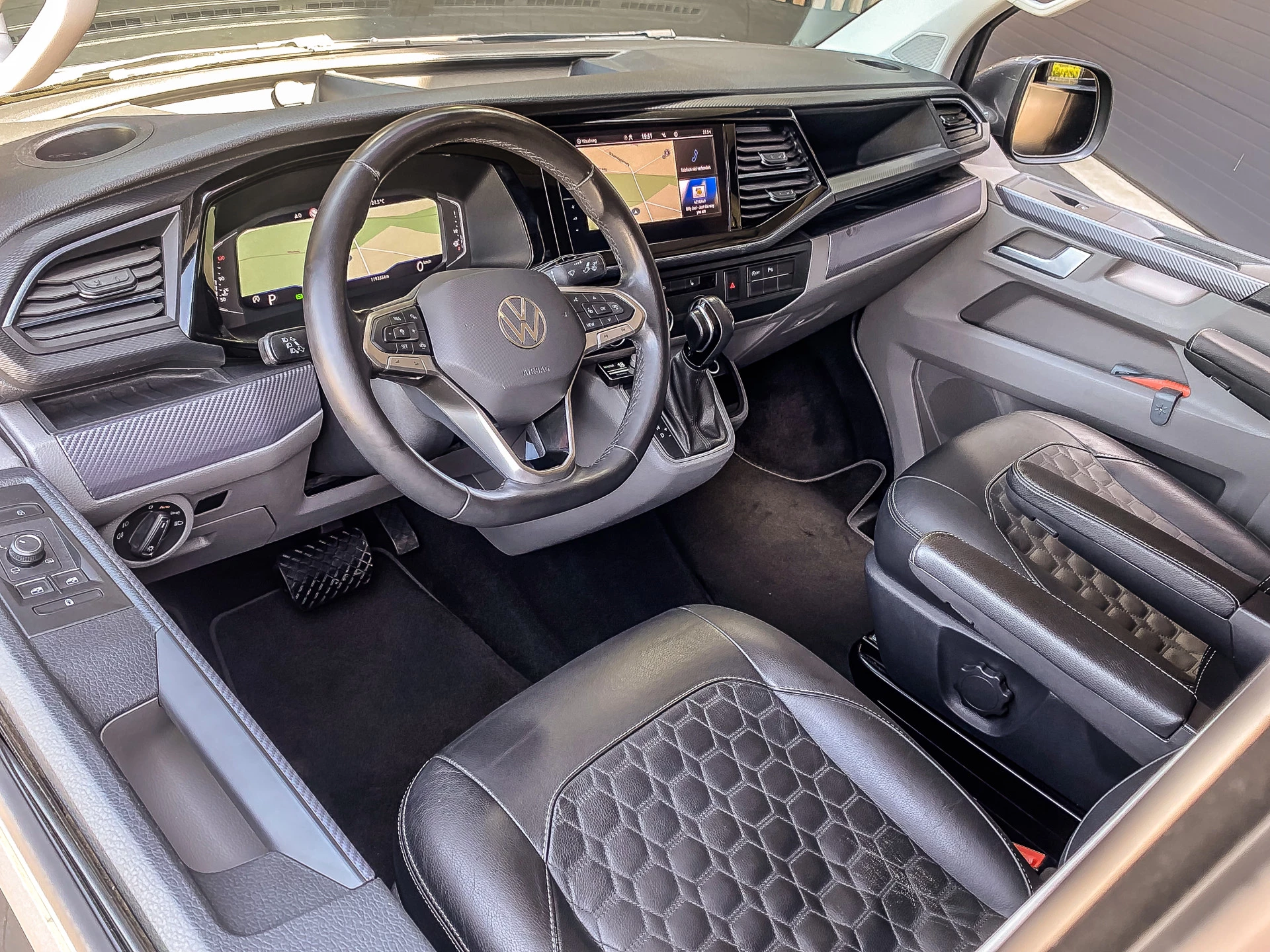 Volkswagen Transporter 2022 - 2.0 TDI 150PK DSG L2H1 Bestelwagen image 6