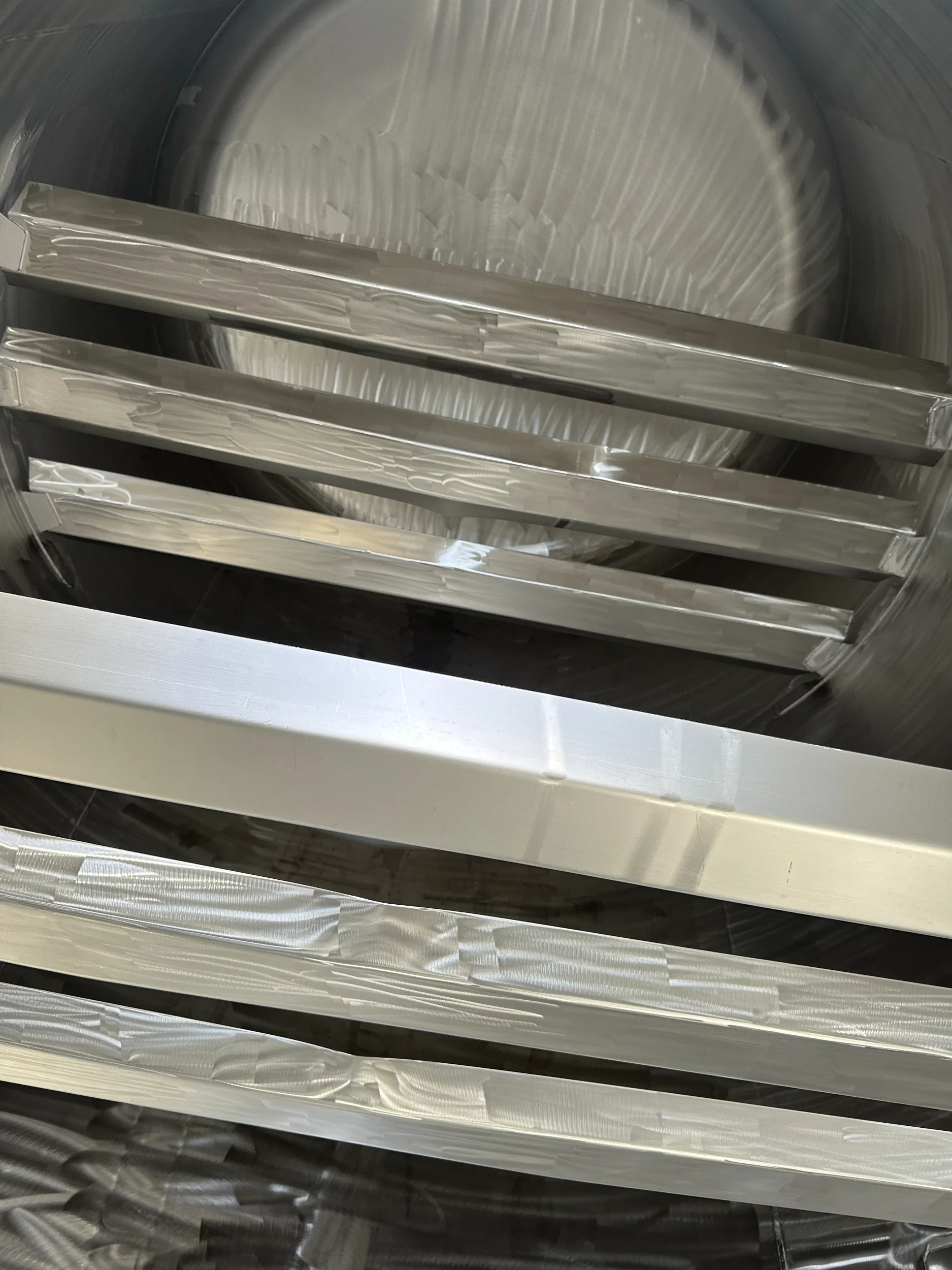 UBH INTERNATIONAL 2005 - 34.570L / 1-comp. / 4 BAFFLES / 20FT swapbody / T11 / EMKD / ADR 5Y + CSC-inspection: 04/2028 afbeelding 30