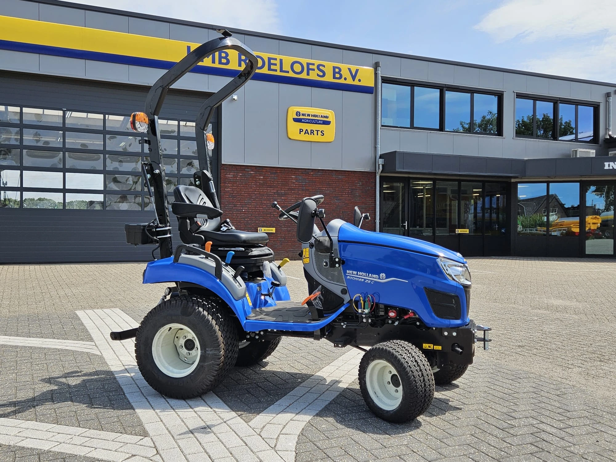 New Holland 2023 - Boomer 25 Compact afbeelding 2