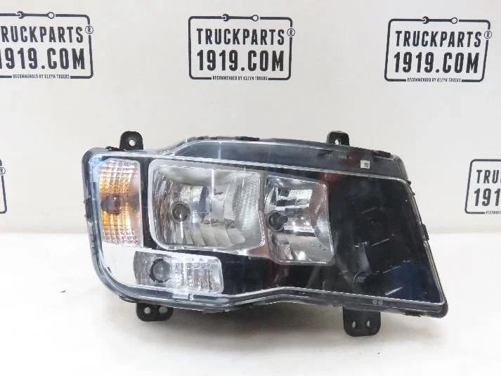 Diversen - 81251016732 Koplamp Re. MAN image 1
