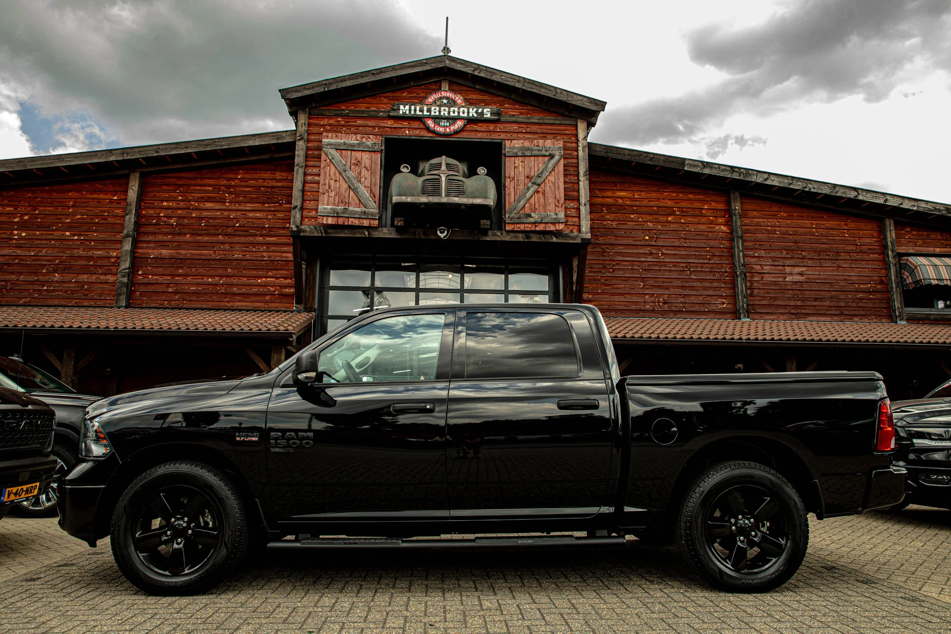 Dodge Ram 2024 - Dodge classic v8 | stoel verw | stuur verw | afbeelding 8