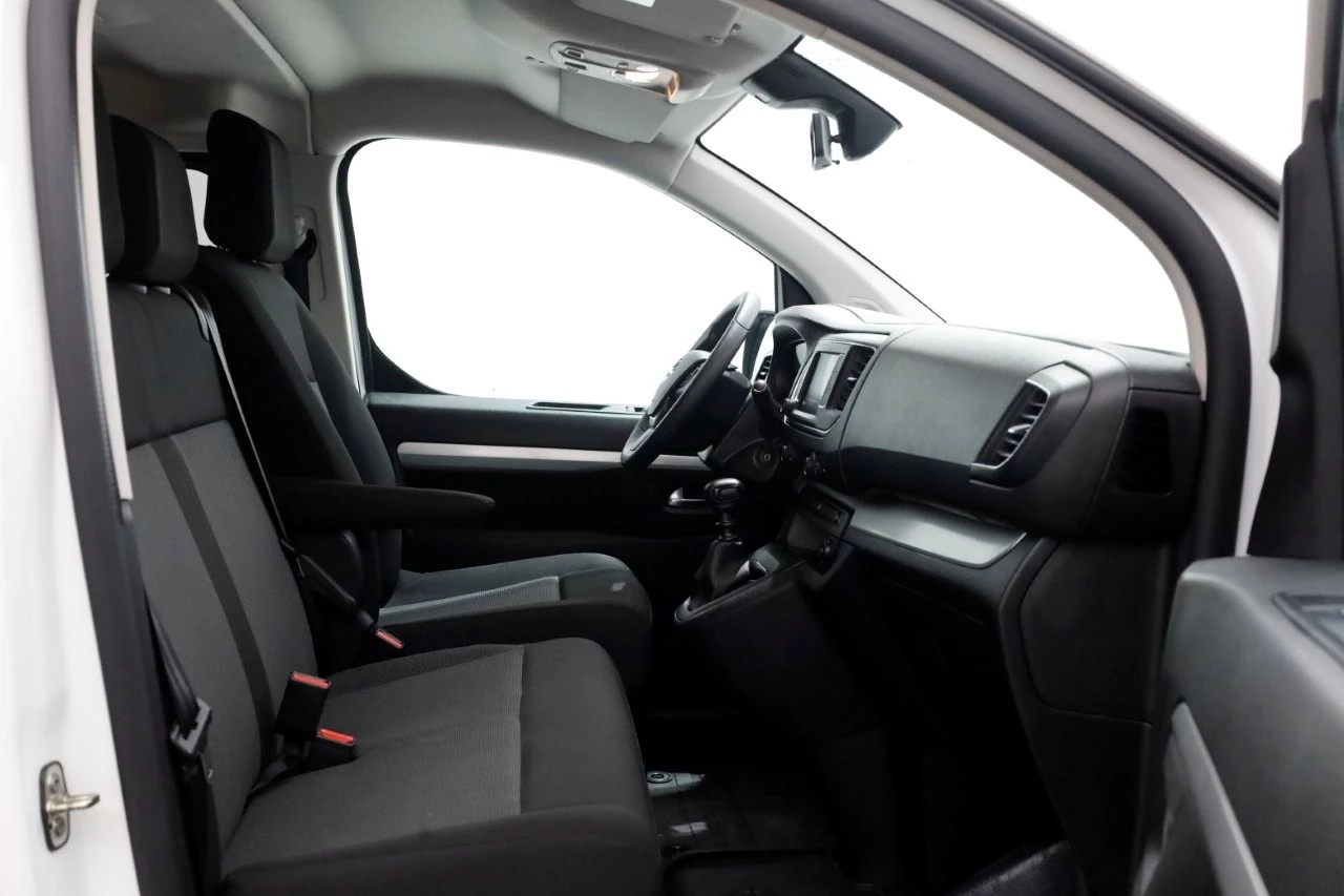 Opel Vivaro 2020 - 2.0 CDTI 123pk L3H1 D.C. Edition Airco/Navi/Camera 10-2020 imagem 6