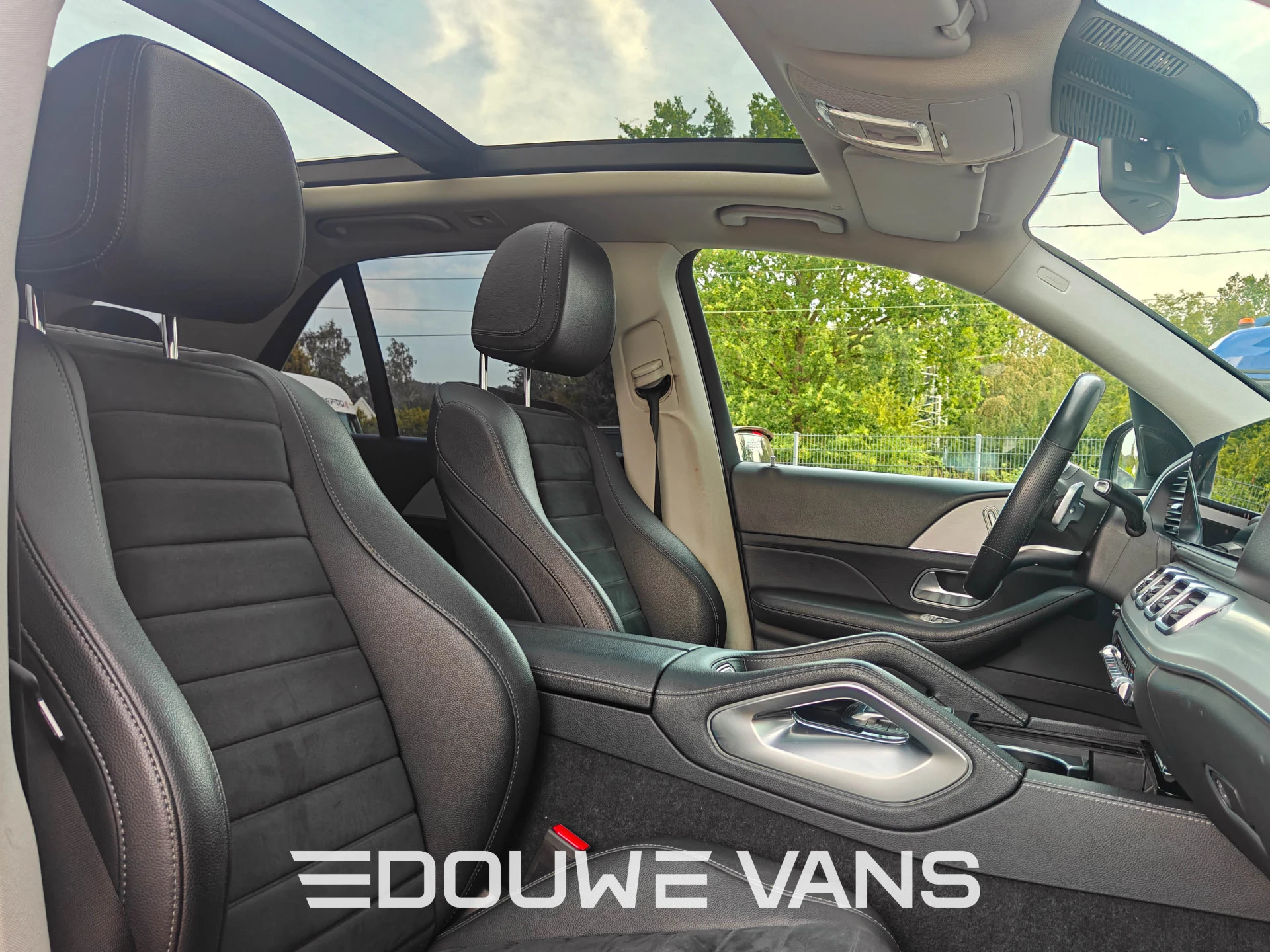 Mercedes-Benz GLE 2021 - 350e 4Matic Trekhaak AMG Leder Panorama afbeelding 11