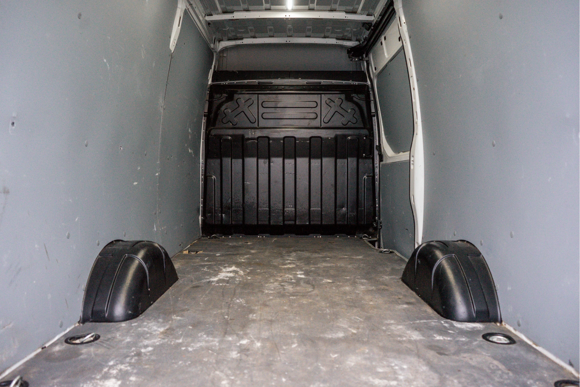 Iveco Daily 2021 - 35S14V 2.3 L2H2 | 136 PK | Cruise | Airco | 3500 KG Trekgewicht obrázek 9