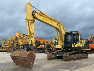Komatsu PC240NLC-10 2013 imagem 2 miniatura