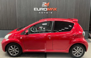Toyota Aygo 2012 - 1.0-12V Dynamic Navigator - 1e Eigenaar - NAP - NAV - Airco. bild 6