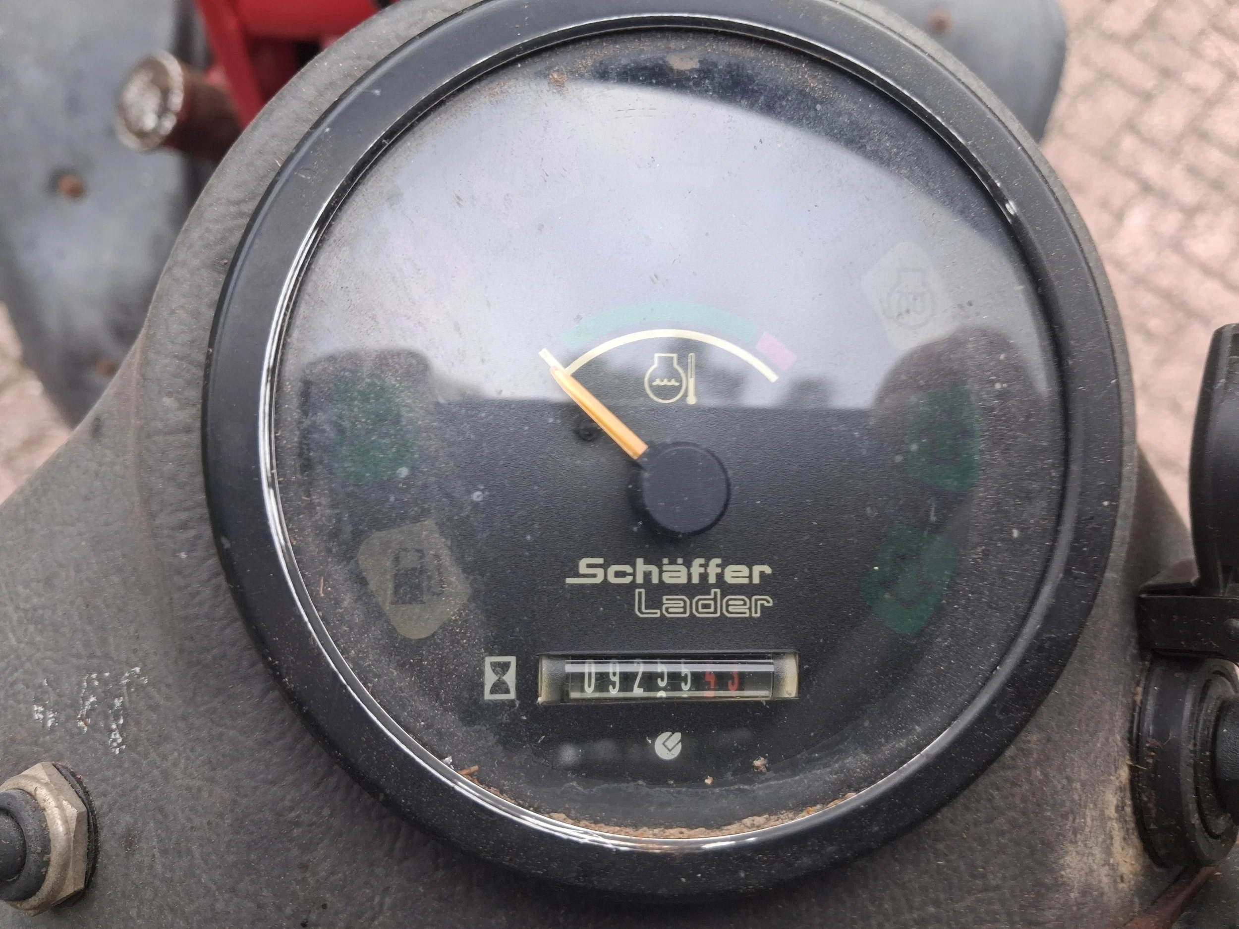 Schäffer 2336 2009 - 2336 met bak en mestklem afbeelding 11