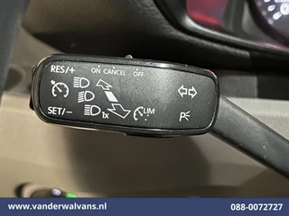 Volkswagen Crafter 2018 - 2.0 TDI 140pk L4H3 L3H2 Euro6 Airco | 3000kg trekhaak | Cruisecontrol | Parkeersensoren obrazek 2