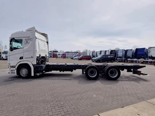 Scania R 2019 - R580 V8 NGS 6x4 chassis - Retarder - 4.75 WB - Full air - Leather - Led - Navi immagine 3