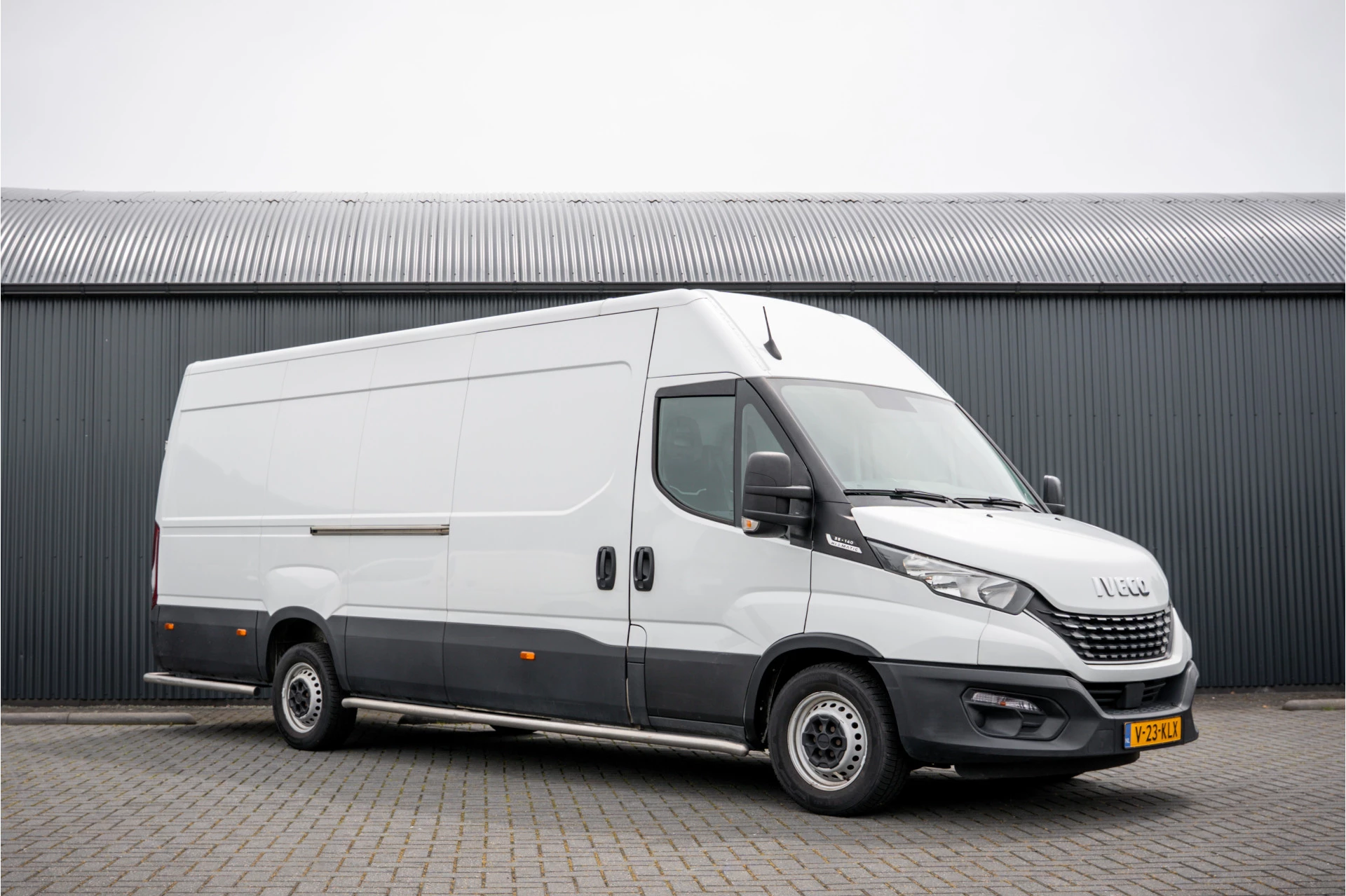 Iveco Daily 2021 - 35S14V 2.3 L4H2 | Automaat | 3.5T Trekgewicht | Climate | Cruise | Euro 6 изображение 4