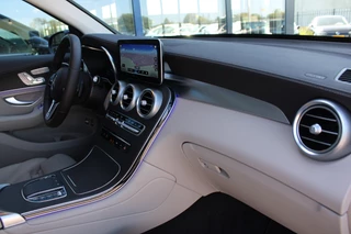 Mercedes-Benz GLC 2022 - 300e 4MATIC Luxury Line PANORAMADAK VIRTUAL LEDER 19'' obrazek 14