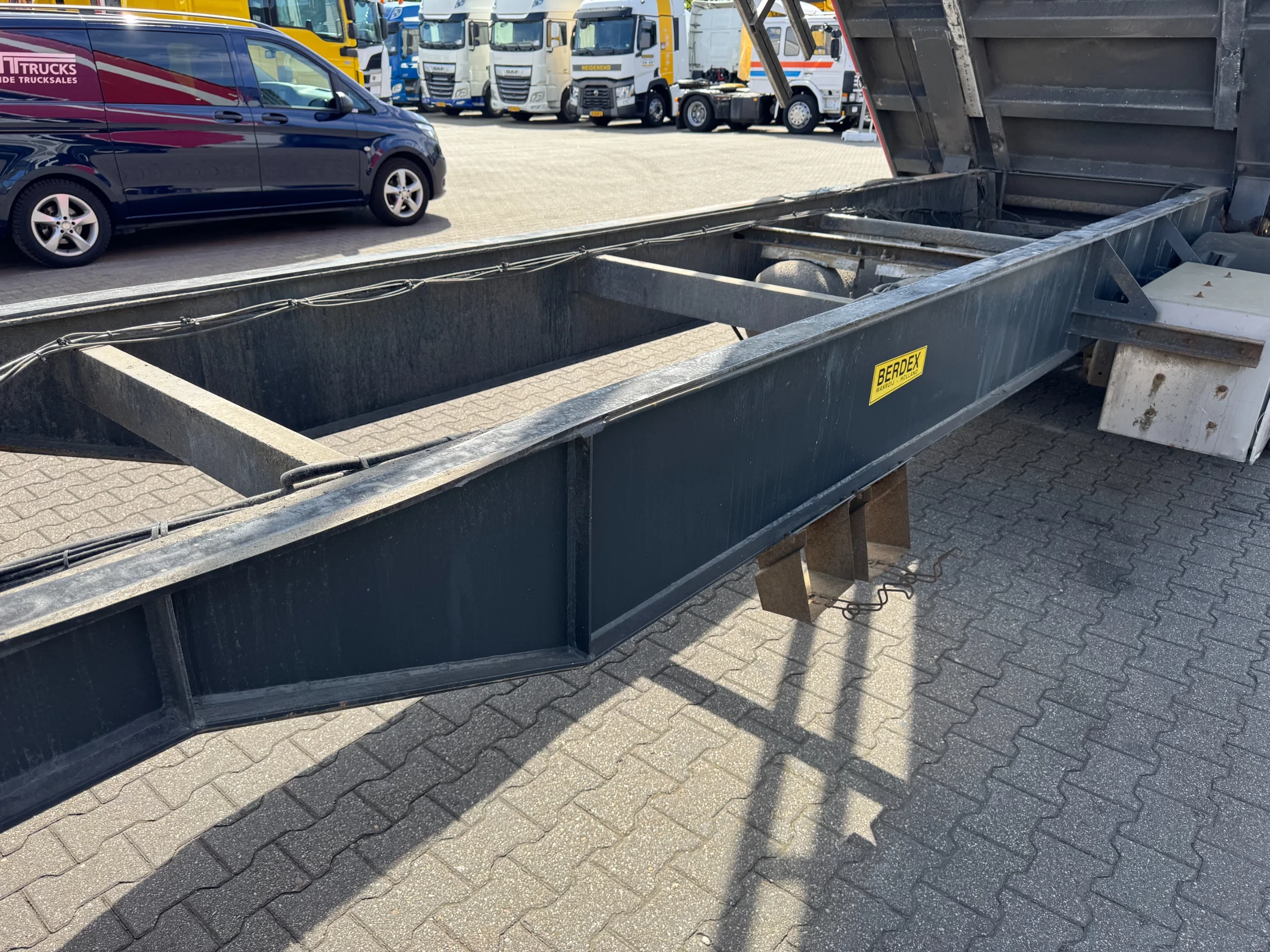 Berdex AV1010 2009 - 45m3 Kipper Schamel Aanhangwagen image 23