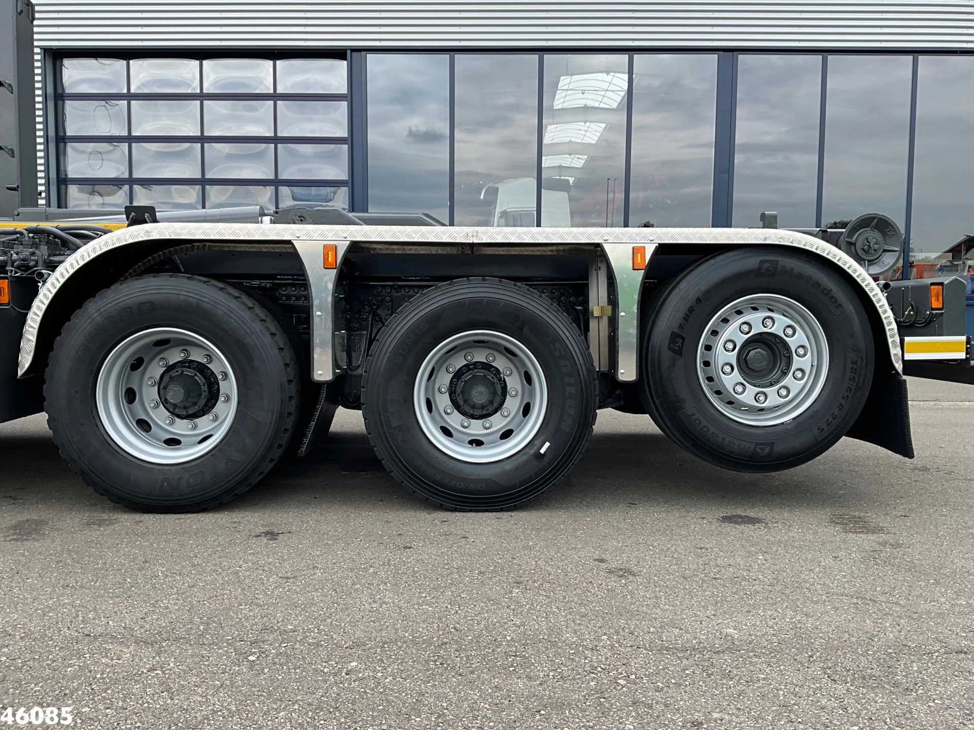 Scania R 2014 - 520 V8 Euro 6 VDL 25 Ton haakarmsysteem image 7