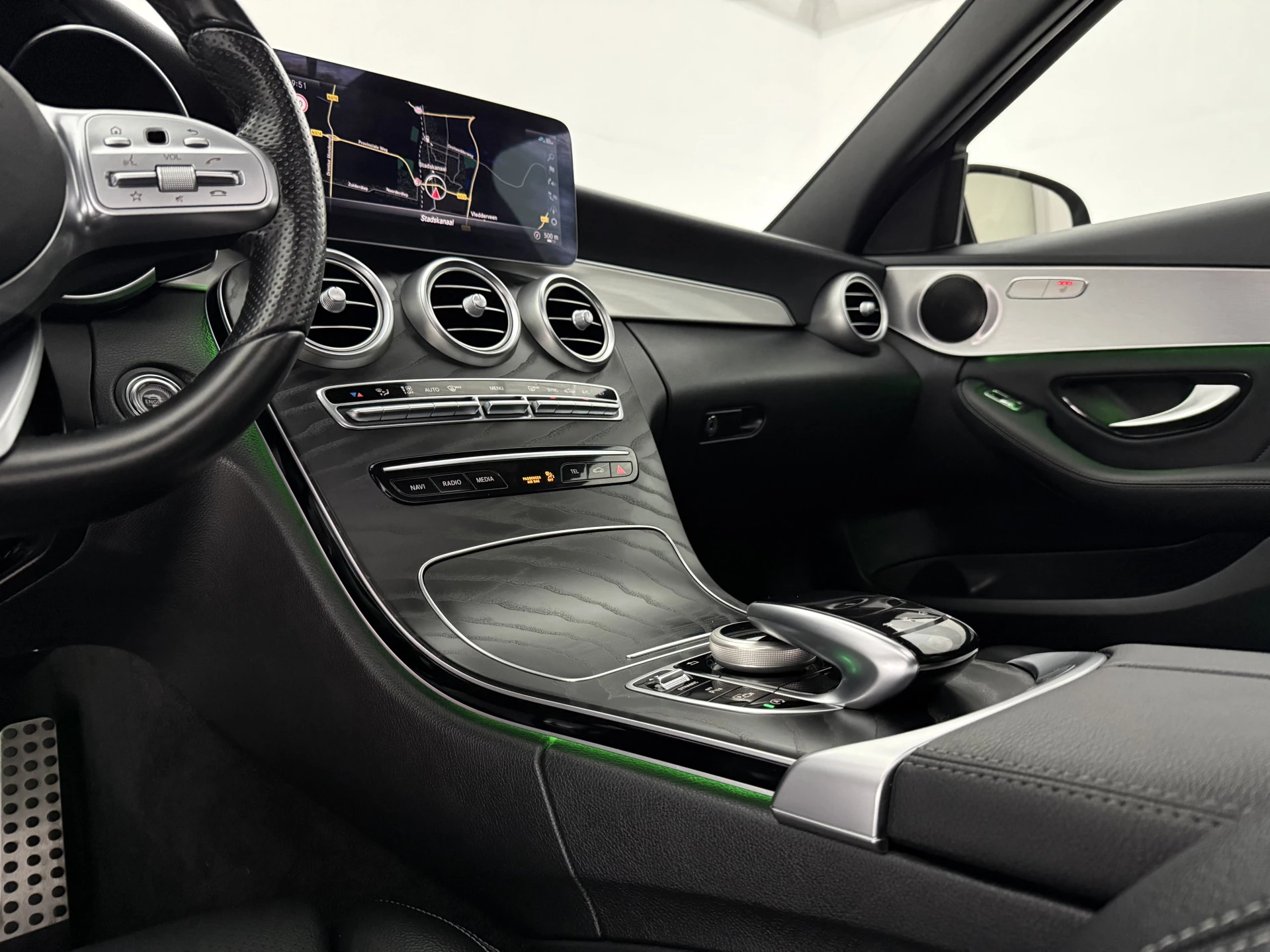 Mercedes-Benz C-Klasse 2020 - 200 Business Solution AMG 184PK afbeelding 40