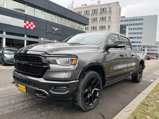 Dodge Ram 1500 2020 - 5.7 V8 4x4 Crew Cab Laramie Sport package image 3