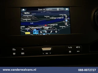 Mercedes-Benz Sprinter 2022 - 317 CDI 170pk L3H2 Euro6 Airco | Camera | Navigatie | Apple Carplay | Trekhaak | Stoelverwarming afbeelding 3 miniatuur