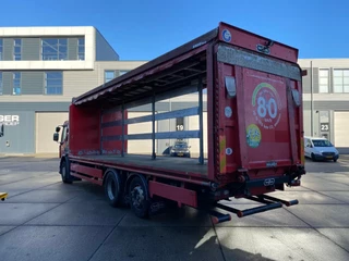 Renault Premium 380 2011 - / 6x2/4 / Drinks Transport immagine 6