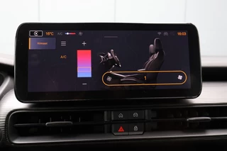 Jeep Avenger 2024 - 1.2 Aut. E-Hybrid LONGITUDE / Apple Carplay image 44