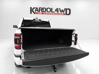 Dodge Ram 1500 2024 - 5.7 V8 4x4 Crew Cab SPORT GT BPM VRIJ! | Incl LPG | Trekhaak 13-polig | Bedcover | Adaptive cruise | PANORAMADAK| bild 7