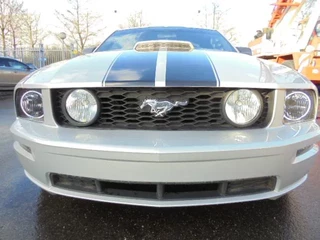 Ford Mustang 2005 - GT image 3