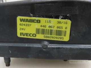 Iveco N/A - 5802020285 Afstandsradar bild 2