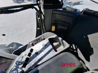 CLAAS N/A 2010 - Xerion 3800 Trac VC image 14