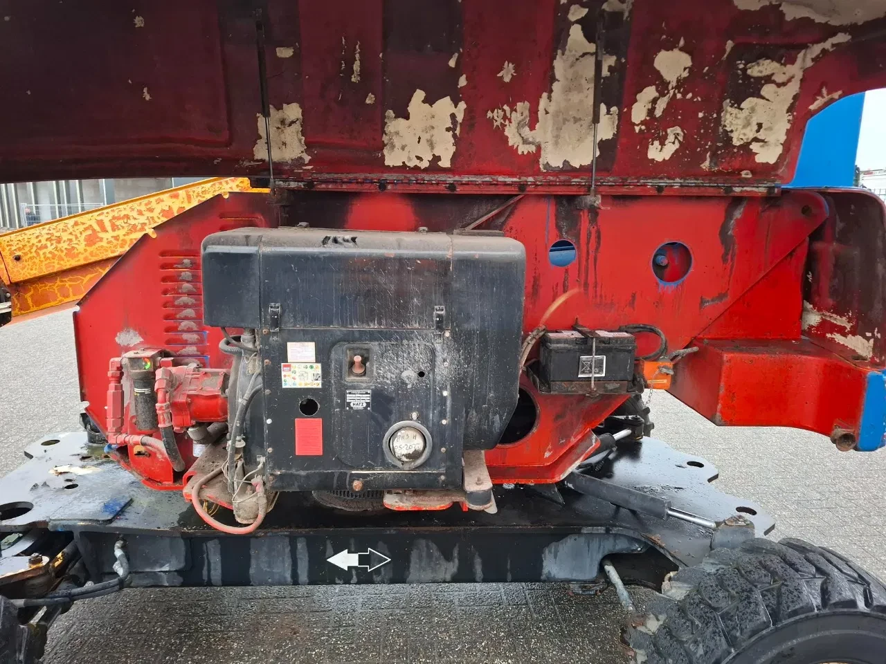 Grove 1998 - MZ46CXT / MANLIFT / 8208 HOURS / 10.5M / 4X4 / 31HP ENGINE / EURO-2 / 1998 Bild 16