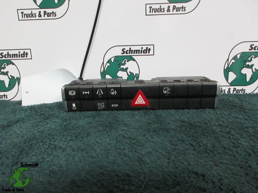 Mercedes-Benz - A 960 446 12 23 BEDIENINGSPANEEL MP 4 EURO 6 imagem 1