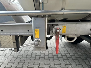 Van Hool N/A 2015 - FOOD / 39.000L / 3-COMP / INOX / NL-trailer / APK: 04/2026 image 50