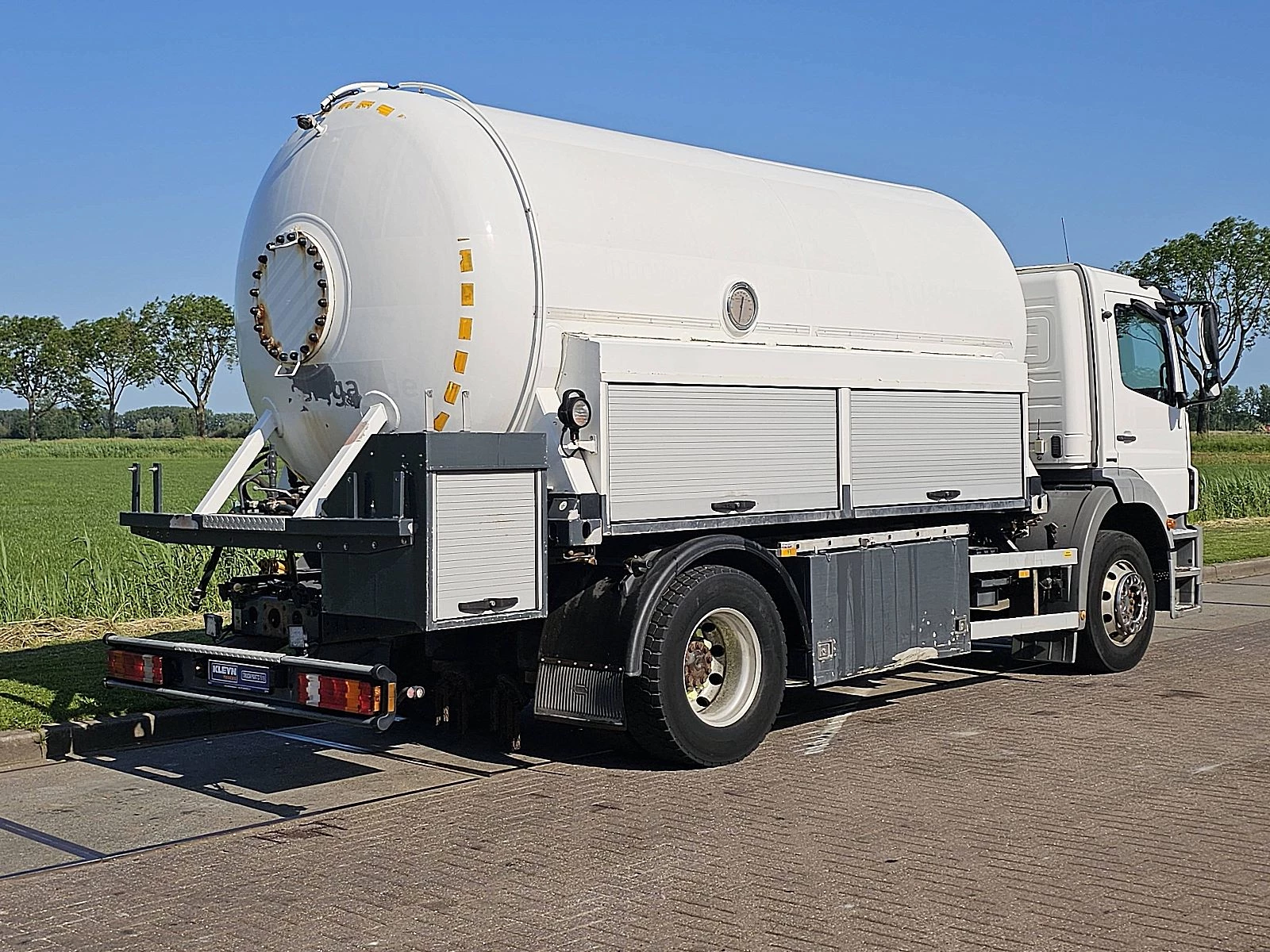 Mercedes-Benz 2011 - AXOR 1829 afbeelding 3