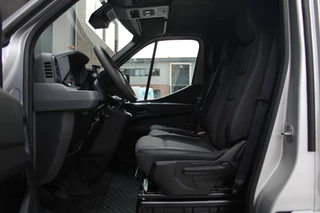 Renault Master 2024 - T35 2.0 dCi 170pk L2H2 Extra - Navigatie - Camera - 270 gr deuren - Parkeersensoren - Draadloos laden - Rijklaar image 14