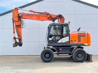 Hitachi 2017 - ZX170W-5B - Blade / Triple Boom / Auto Greasing te koop