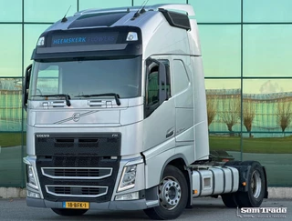 Volvo FH 2015 - 13.420 EURO 6 ONLY 570.000 KM FULL AIR 2X TANKS LOW DECK NL-TRUCK te koop