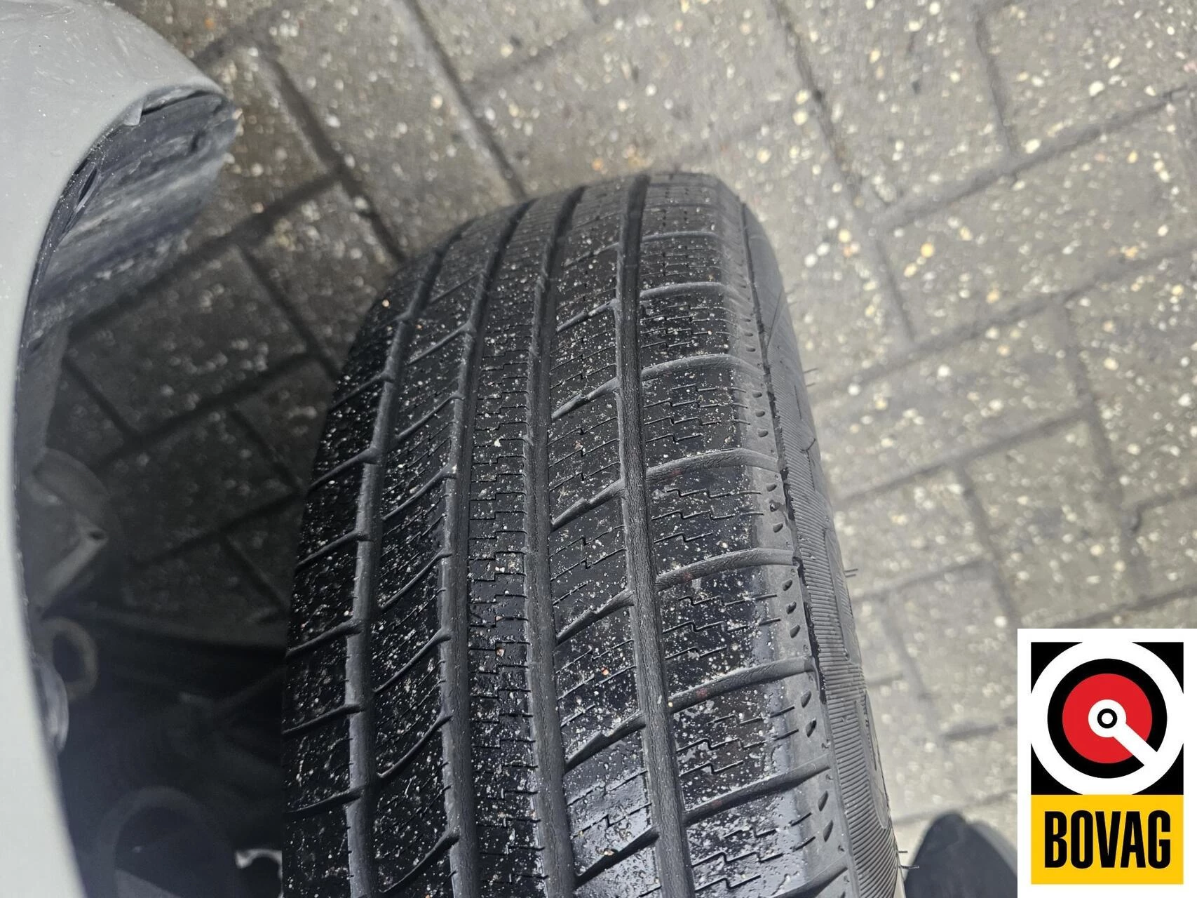 Toyota Yaris 2004 - 1.3 VVT-i Sol 100% onderhouden obrázek 19