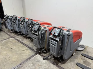 Hako Partij Schrobmachines 6 stuks na sprzedaż