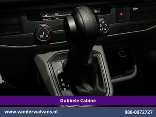 Volkswagen Transporter 2023 - 2.0 TDI 150pk Automaat L2H1 Dubbele Cabine Euro6 Airco | 6-Zits | Camera | Navigatie | Apple Carplay | Cruisecontrol afbeelding 3 miniatuur