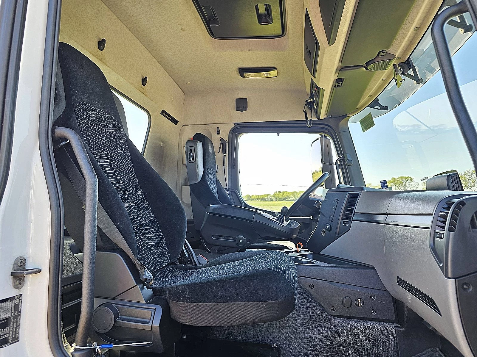 Mercedes-Benz Actros 2021 - 1832 zdjęcie 7