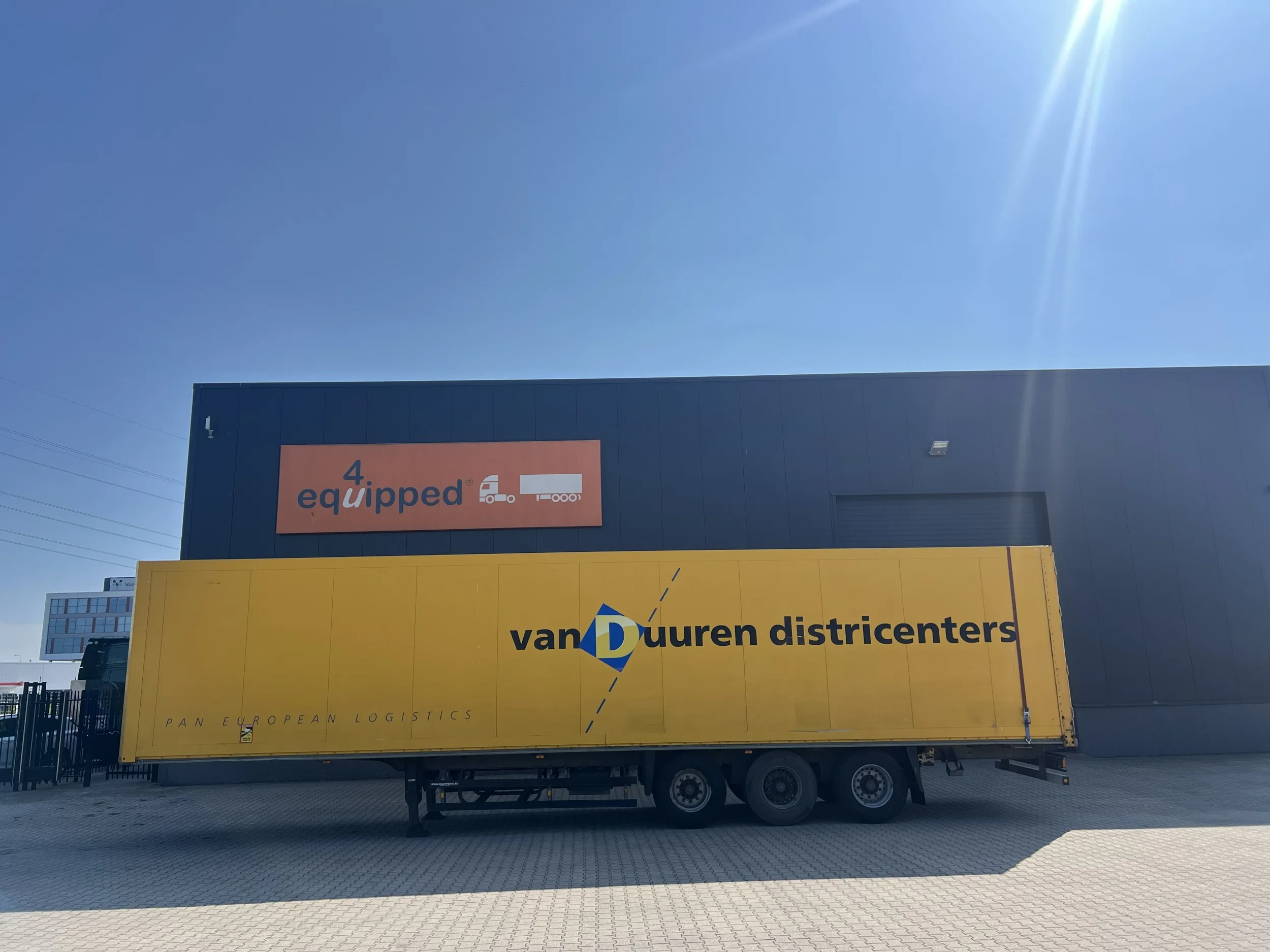 Schmitz Cargobull SKO 24 2008 - SKO24 / SAF trommelremmen / gegalvaniseerd / binnenhoogte: 2,80 m / NL oplegger,/ damaged - PRICE REDUCTION afbeelding 9
