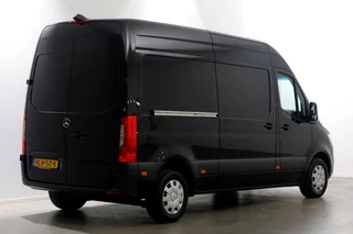 Mercedes-Benz Sprinter 2021 - 211 CDI 115pk 9G Automaat L2H2 Airco/Navi/Camera 08-2021 afbeelding 2 miniatuur